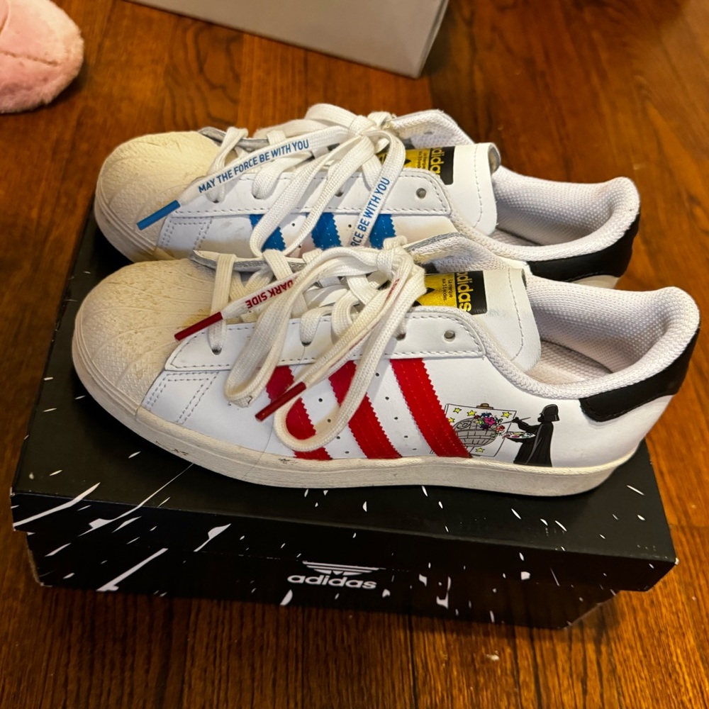 Adidas superstar Star Wars edition